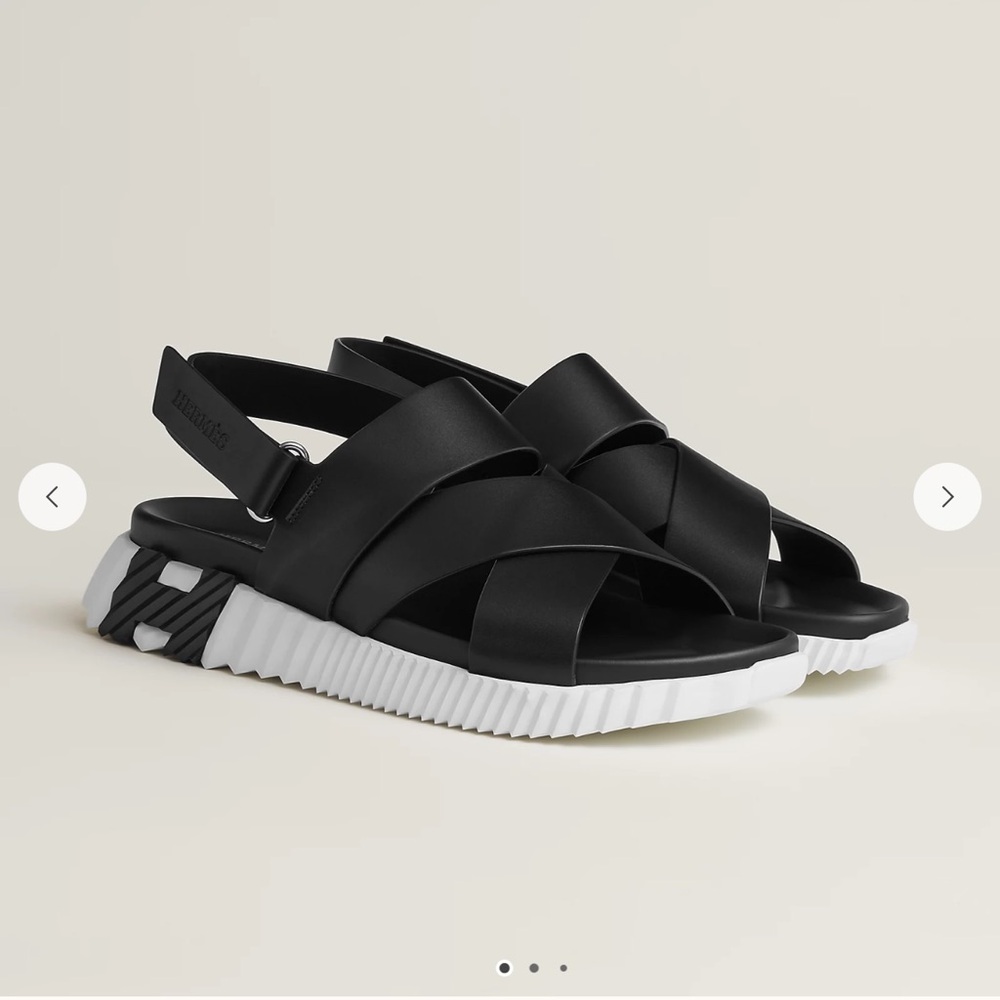 Hermes Black and White Men's electric Sandals